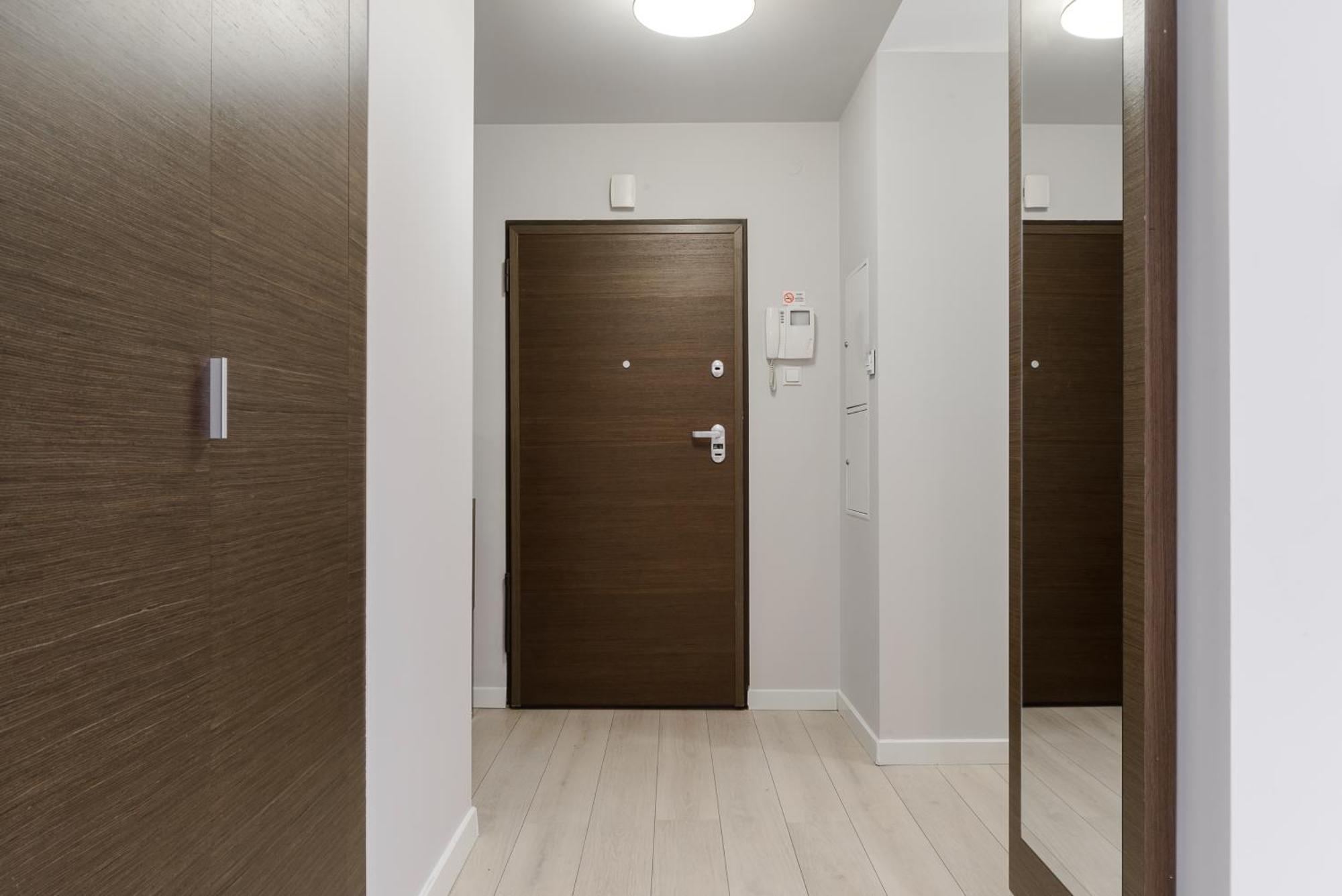 Apartamento Lumina With Balcony Platinum Tower Varsovia