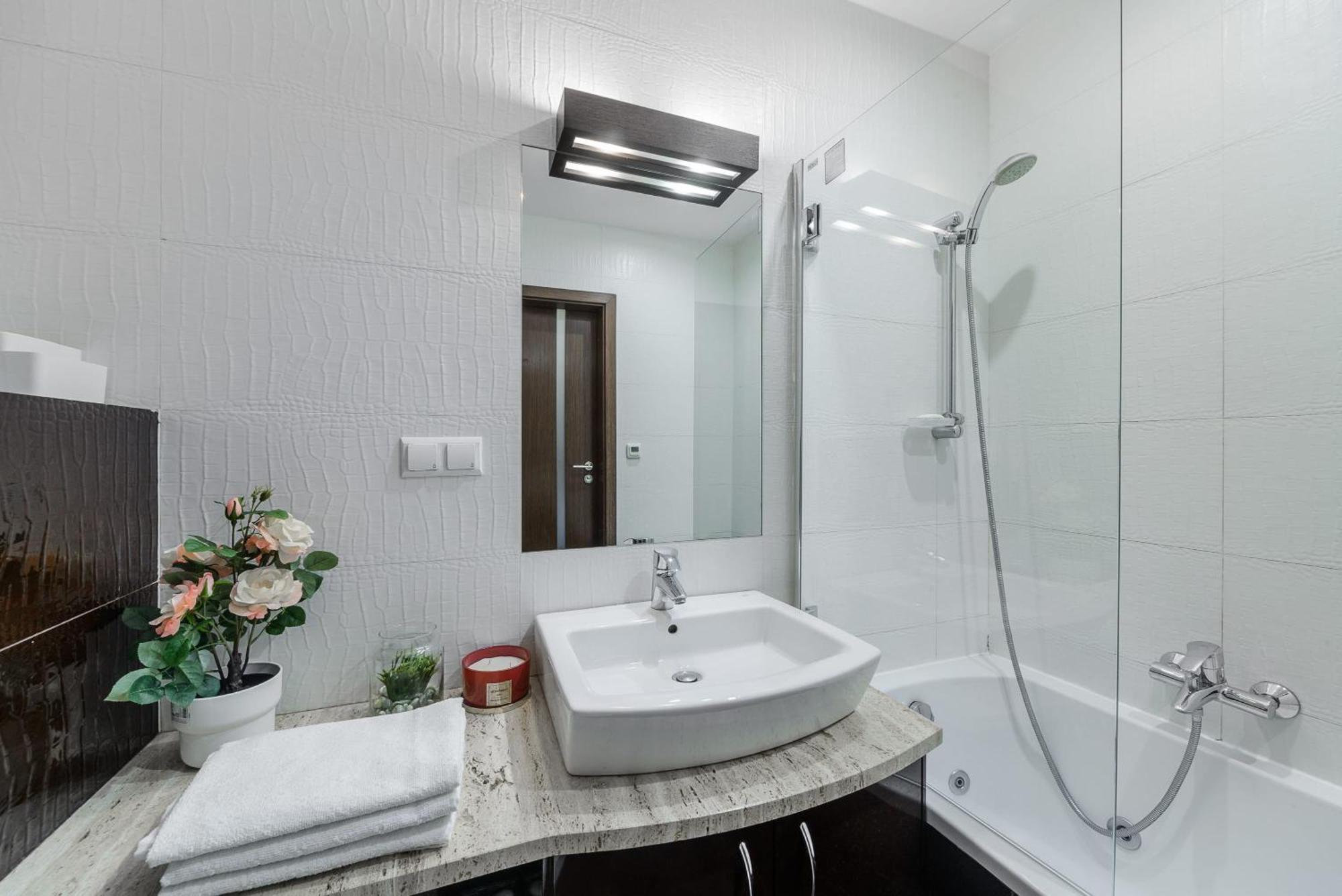 Lumina With Balcony Platinum Tower Apartamento
