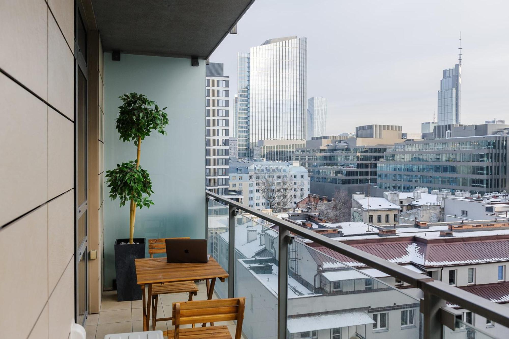 Lumina With Balcony Platinum Tower Apartamento